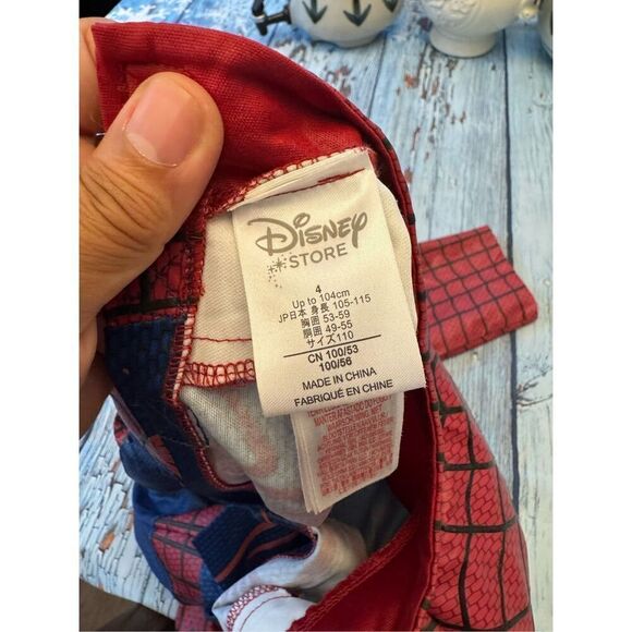 Disney Halloween Spider man attire size 4 used in good condition. - Picture 12 of 12